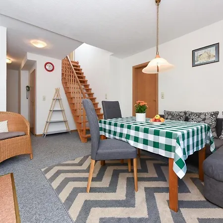 Wiesenhof Nordsee 公寓 *